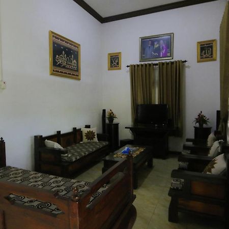 Alista Hotel Bondowoso Ngoại thất bức ảnh