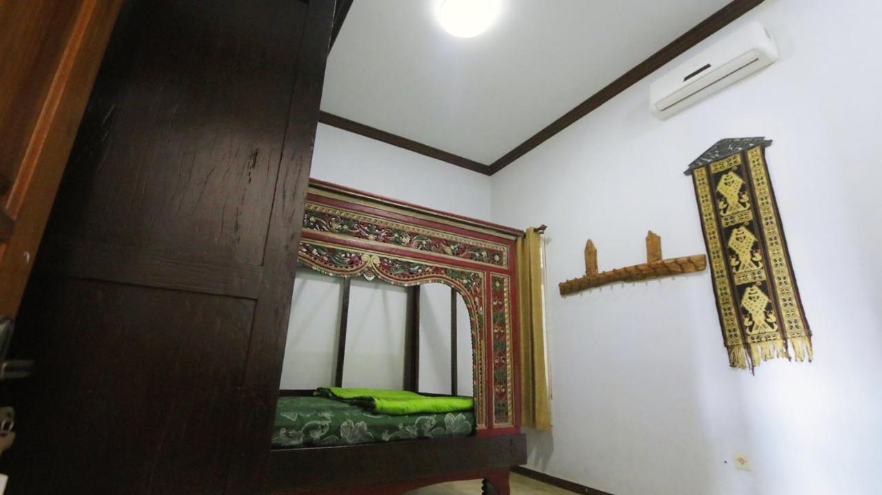 Alista Hotel Bondowoso Ngoại thất bức ảnh